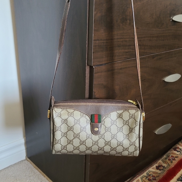 Authentic Gucci bag - Picture 4 of 7